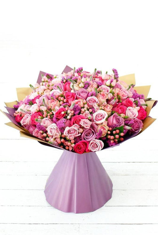 Pastel Pink Rose Bouquet - Bloom Marbella
